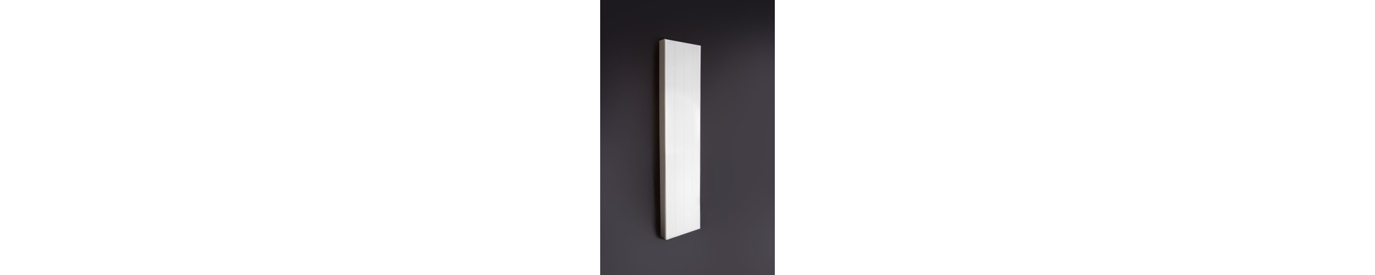 Plain Art Vertical