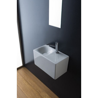 Umývadlo závesné Scarabeo Cube 24x24cm biela bez prepadu - sanitbuy.pl